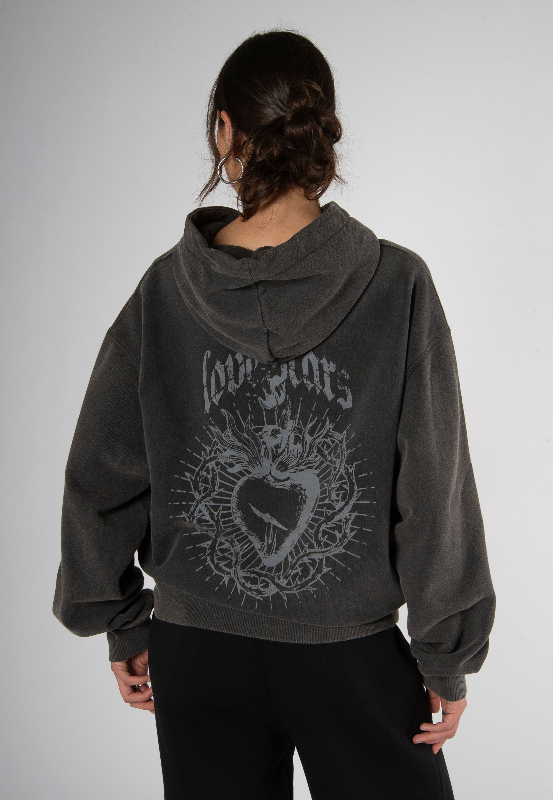 VINTAGE HEART HOODIE BLACK WASHED