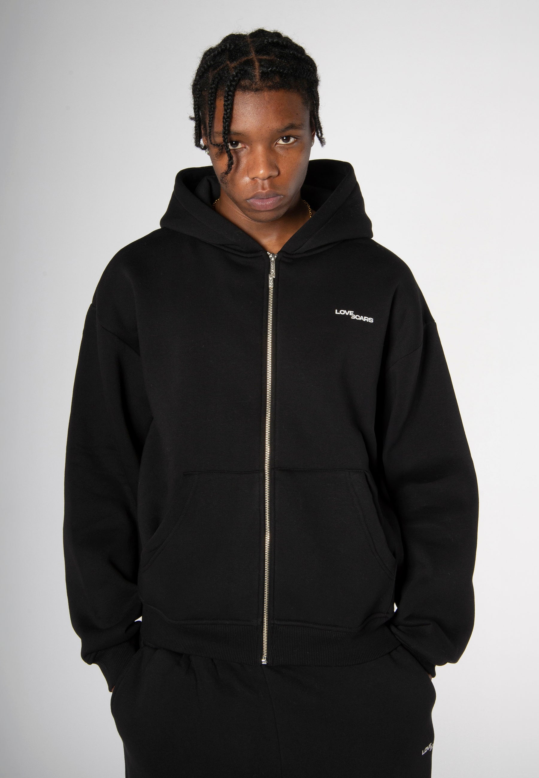 BASIC LOGO ZIP HOODIE BLACK