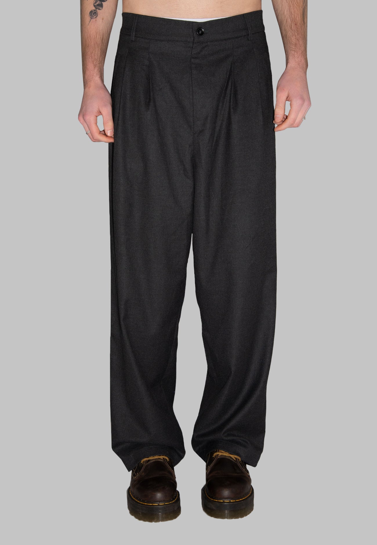 OVERSIZE PANTS DARK GREY