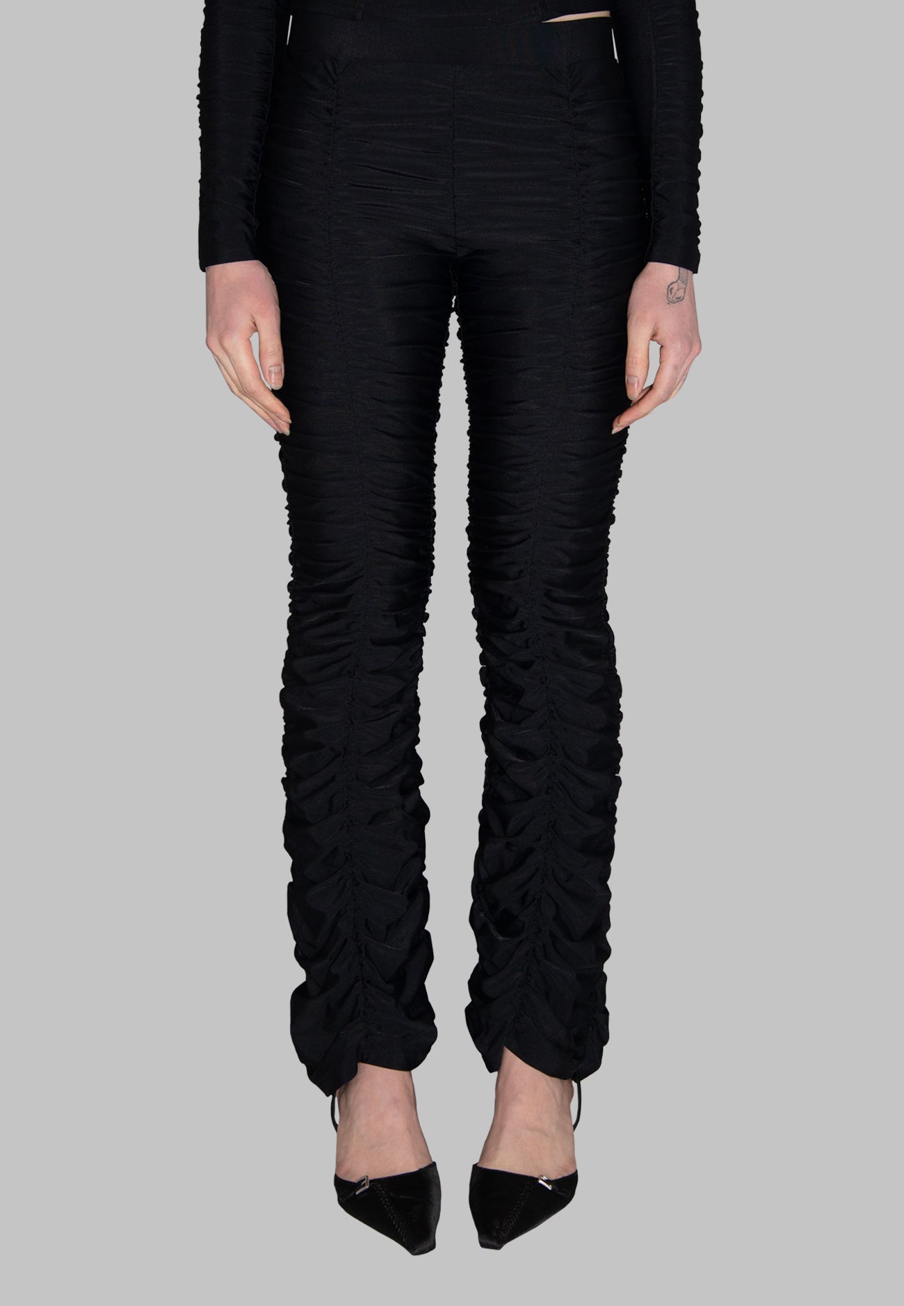 RUFFLED PANTS BLACK