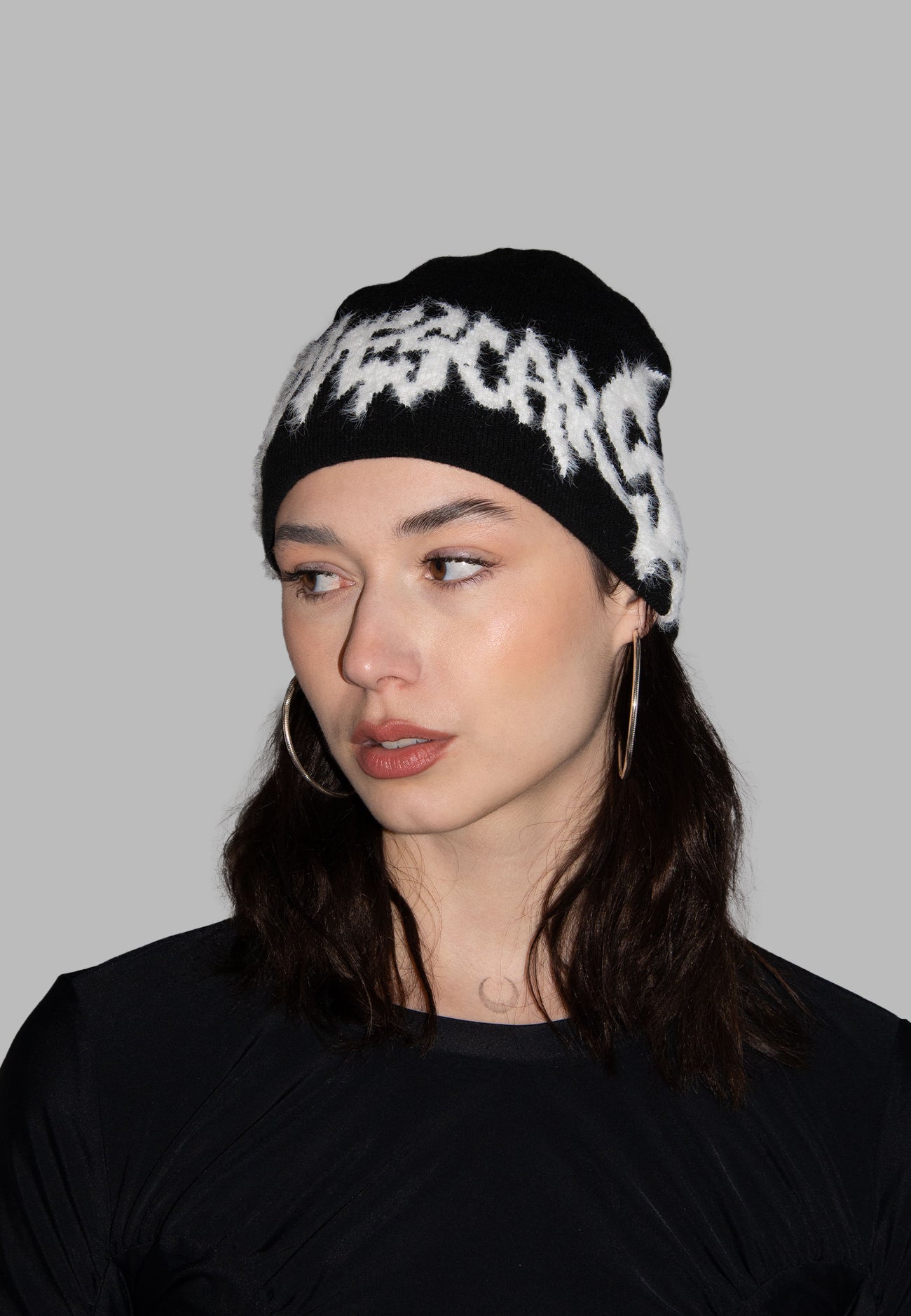 GRUNGE LOGO BEANIE BLACK